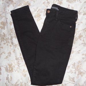 Old Navy Rockstar Mid-rise Size 6 Long Black Jeans